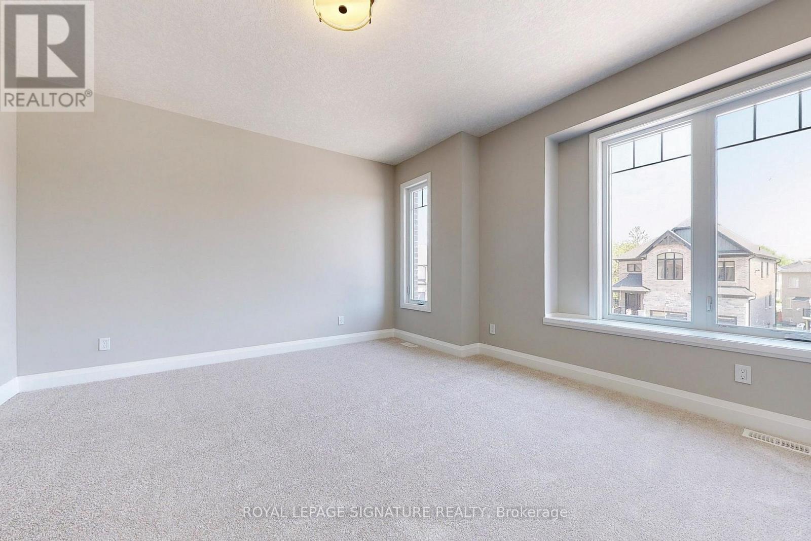 24 Hollybrook Trail, Kitchener, Ontario  N2R 0M4 - Photo 39 - X12450599