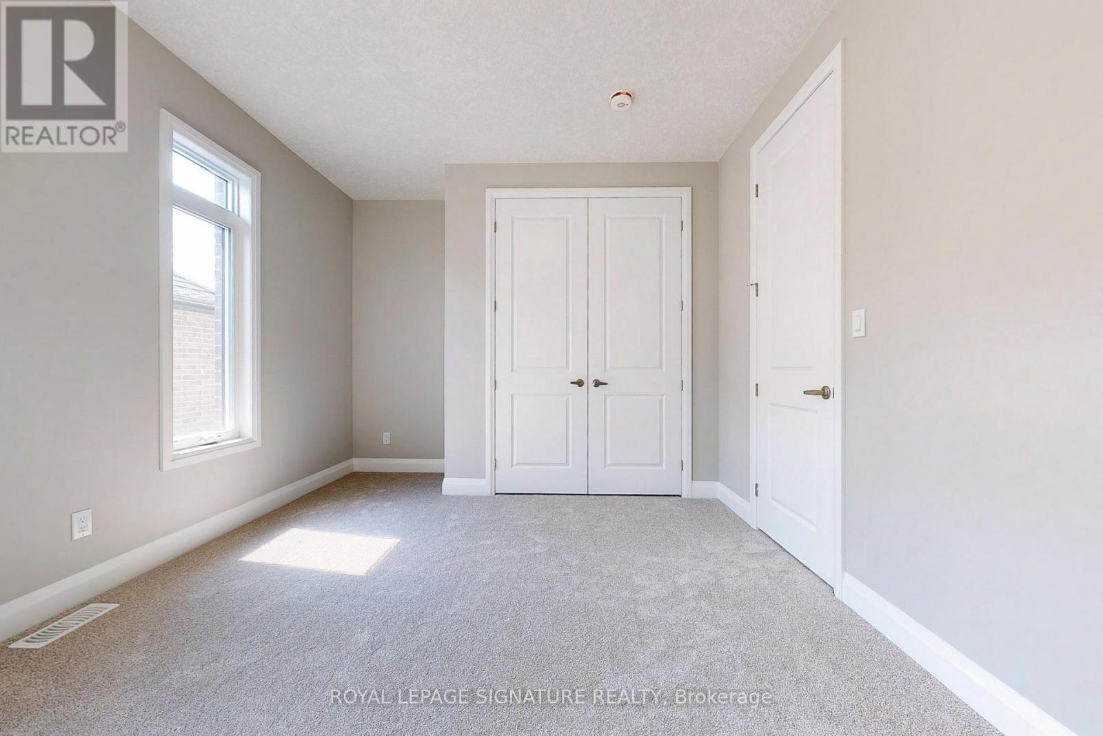 24 Hollybrook Trail, Kitchener, Ontario  N2R 0M4 - Photo 41 - X12450599