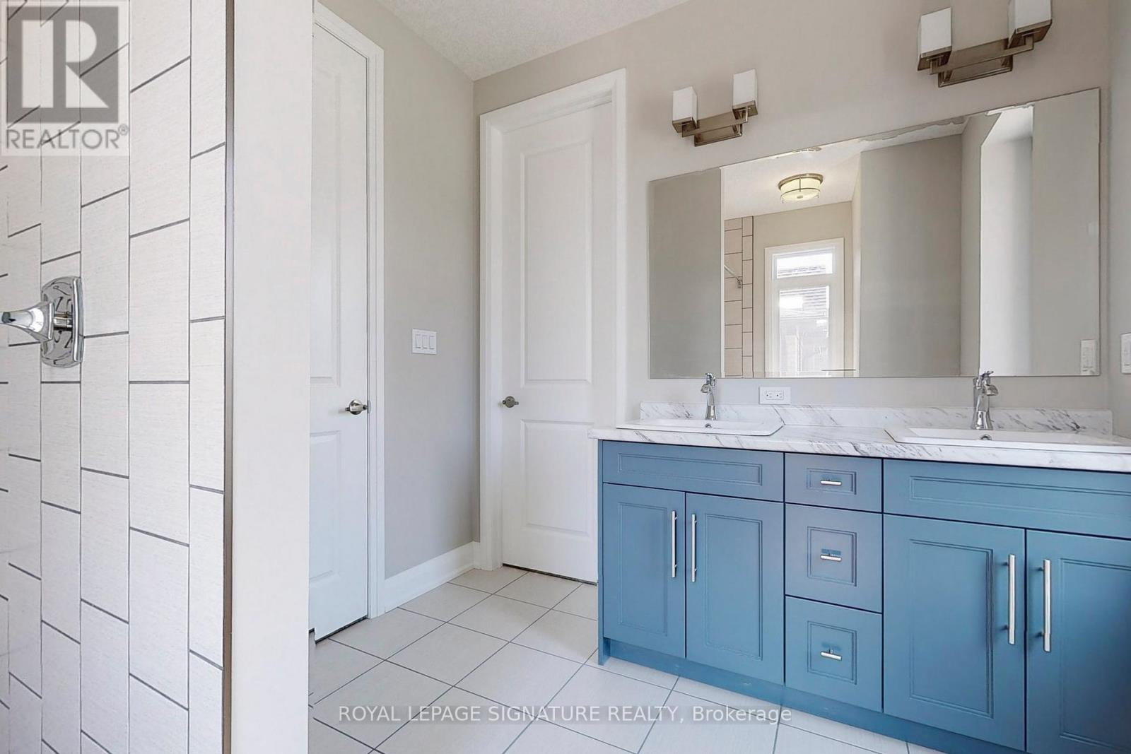 24 Hollybrook Trail, Kitchener, Ontario  N2R 0M4 - Photo 42 - X12450599