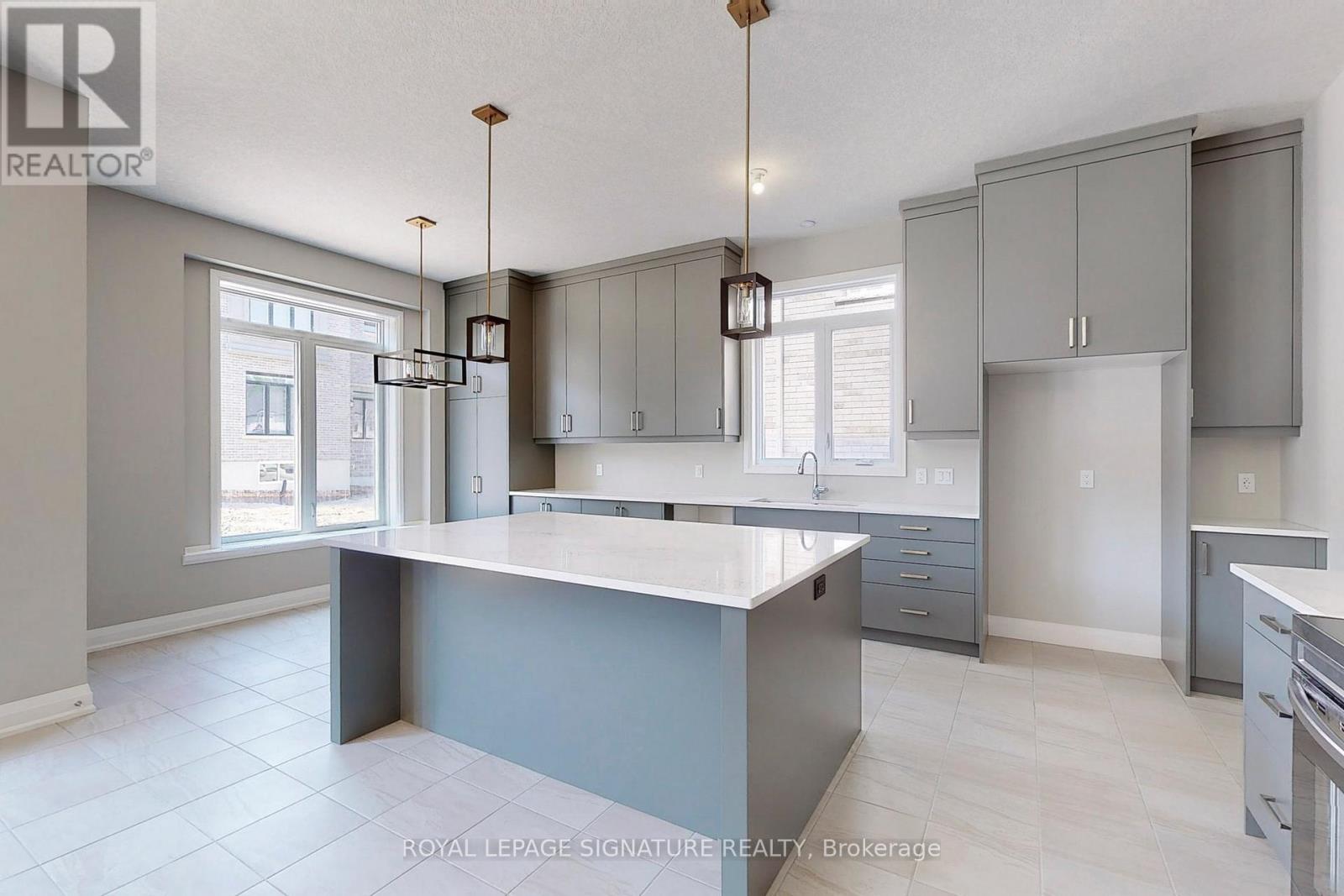 24 Hollybrook Trail, Kitchener, Ontario  N2R 0M4 - Photo 9 - X12450599