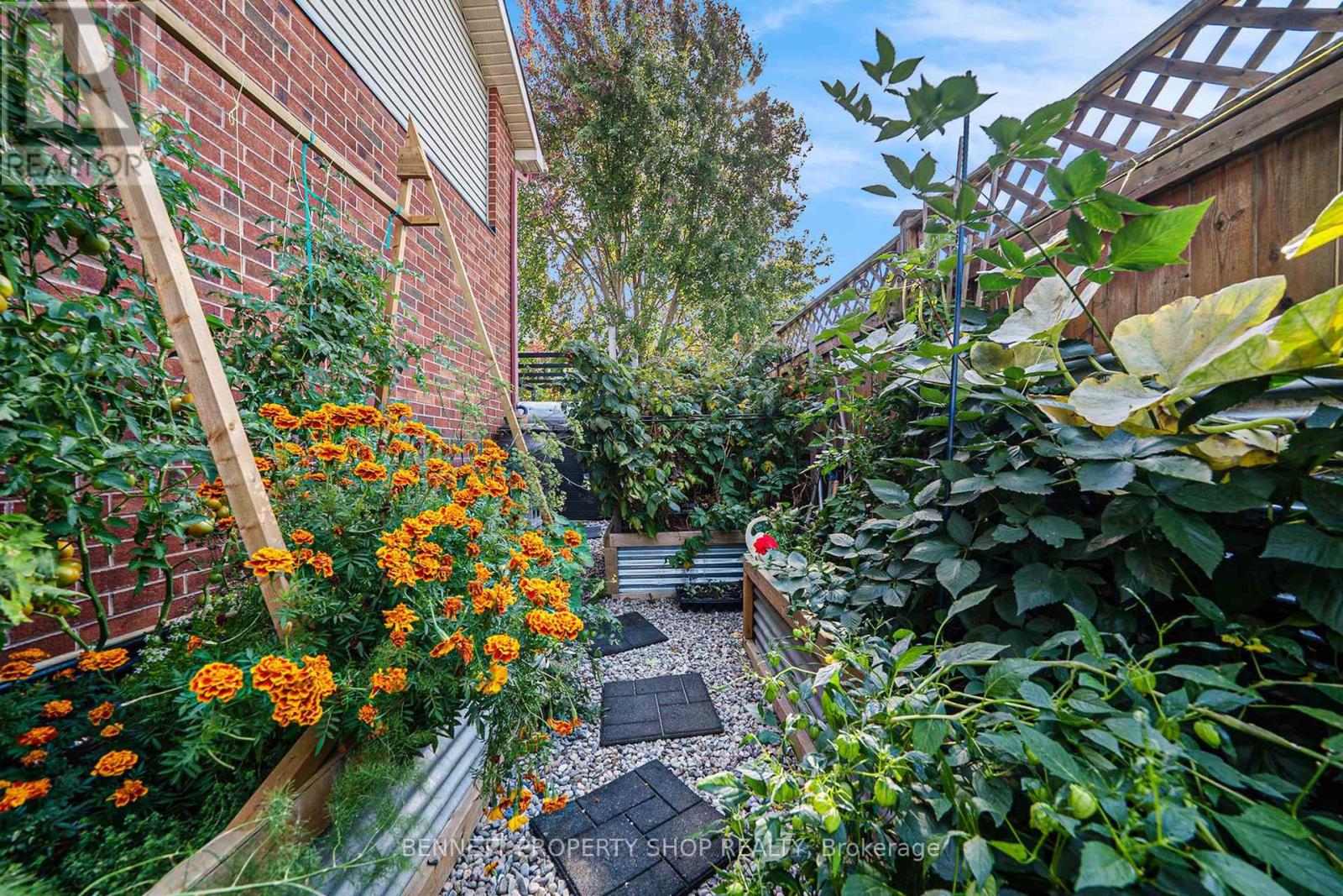 167 Portrush Avenue, Ottawa, Ontario  K2J 5J4 - Photo 27 - X12450607