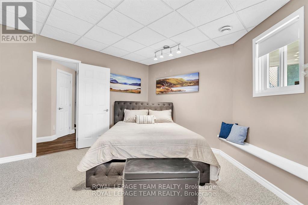 5705 Lombardy Drive, Ottawa, Ontario  K0A 2W0 - Photo 28 - X12450608