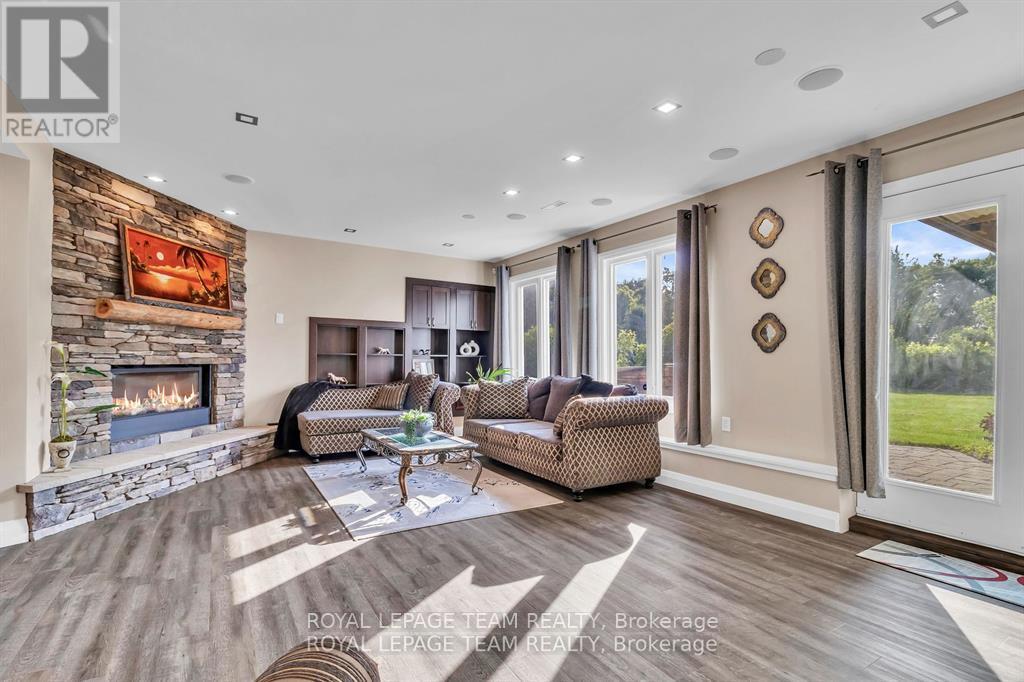 5705 Lombardy Drive, Ottawa, Ontario  K0A 2W0 - Photo 32 - X12450608