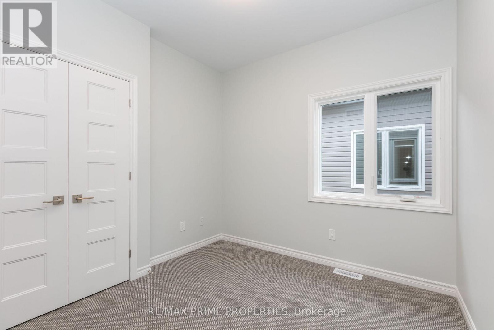 562 Regina Street, Russell, Ontario  K0A 1W0 - Photo 16 - X12450611