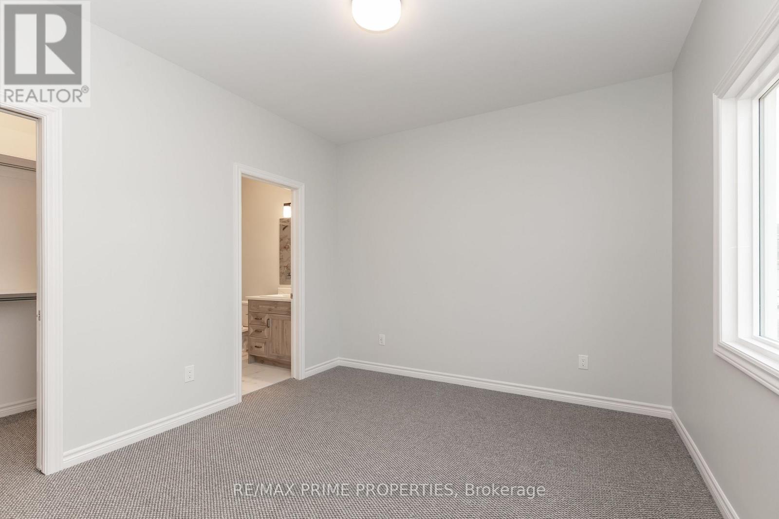 562 Regina Street, Russell, Ontario  K0A 1W0 - Photo 21 - X12450611