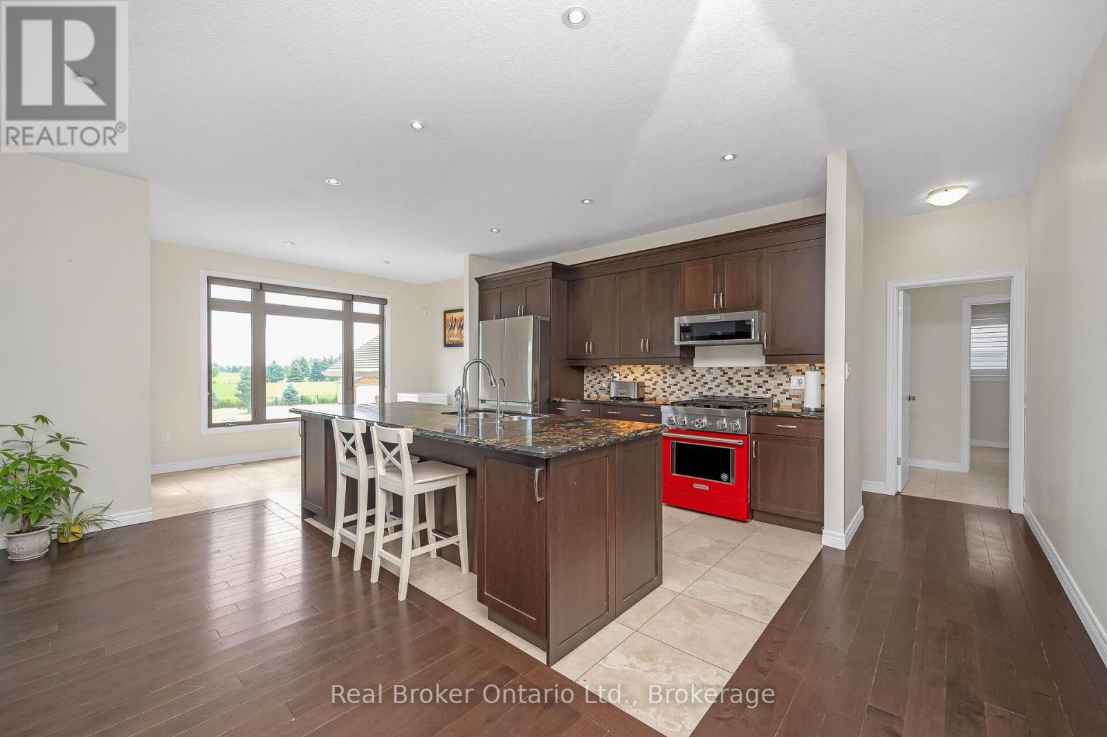 628 Mt. Pleasant Road, Brant, Ontario  N0E 1K0 - Photo 12 - X12450626