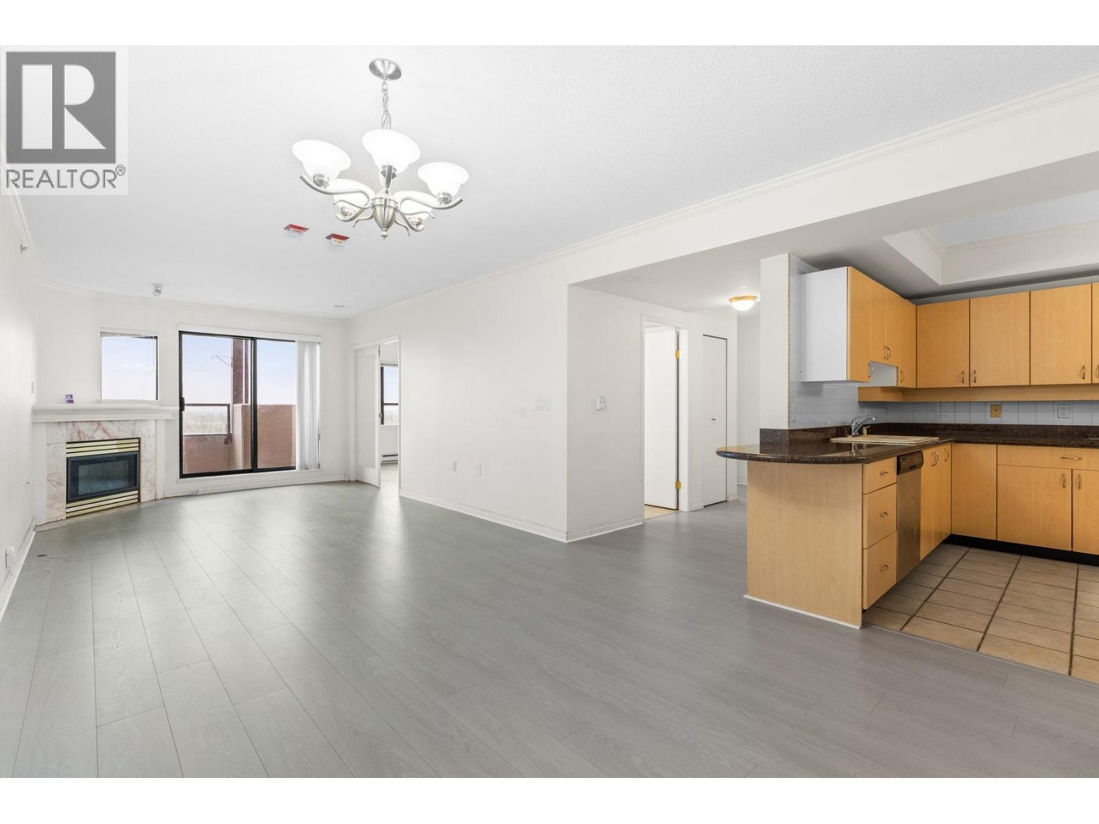 1605 6611 Cooney Road, Richmond, British Columbia  V6Y 4C5 - Photo 2 - R3056362