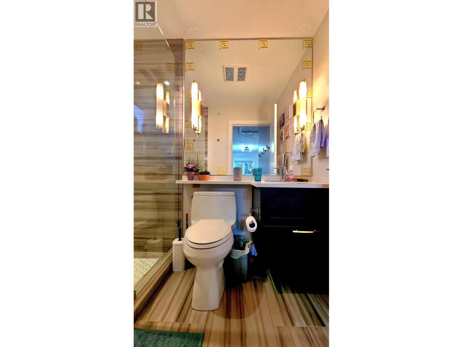 901 E Broadway Street, Vancouver, British Columbia  V5T 1Y3 - Photo 18 - R3056369