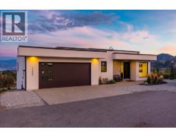 17499 Sanborn Street, summerland, British Columbia