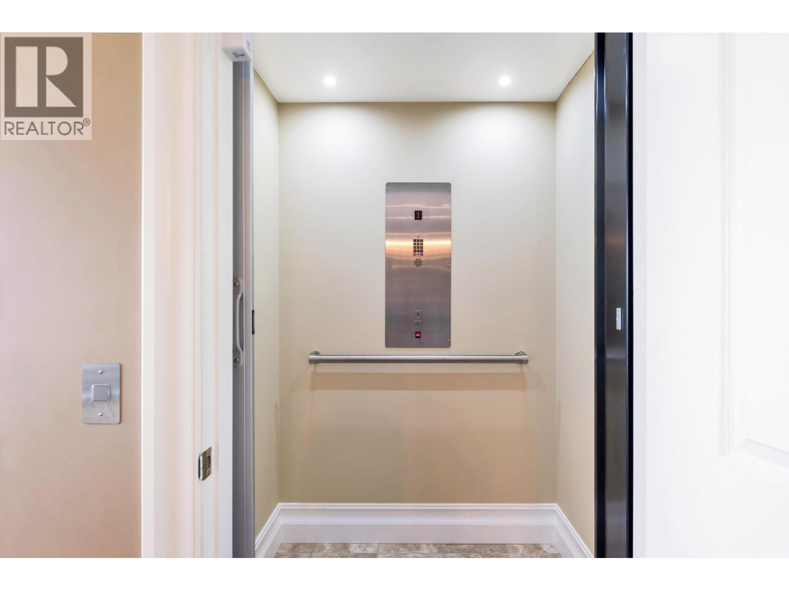 20282 Wharf Street, Maple Ridge, British Columbia  V2X 1A3 - Photo 31 - R3056196