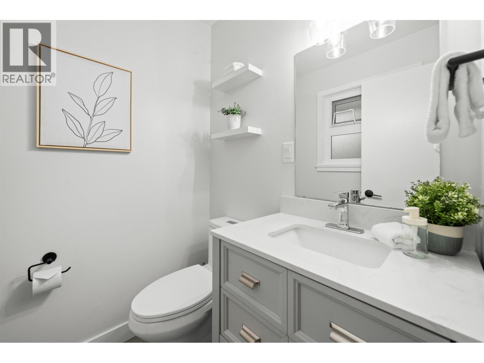 4593 Cliffmont Road, North Vancouver, British Columbia  V7G 1J8 - Photo 14 - R3056371