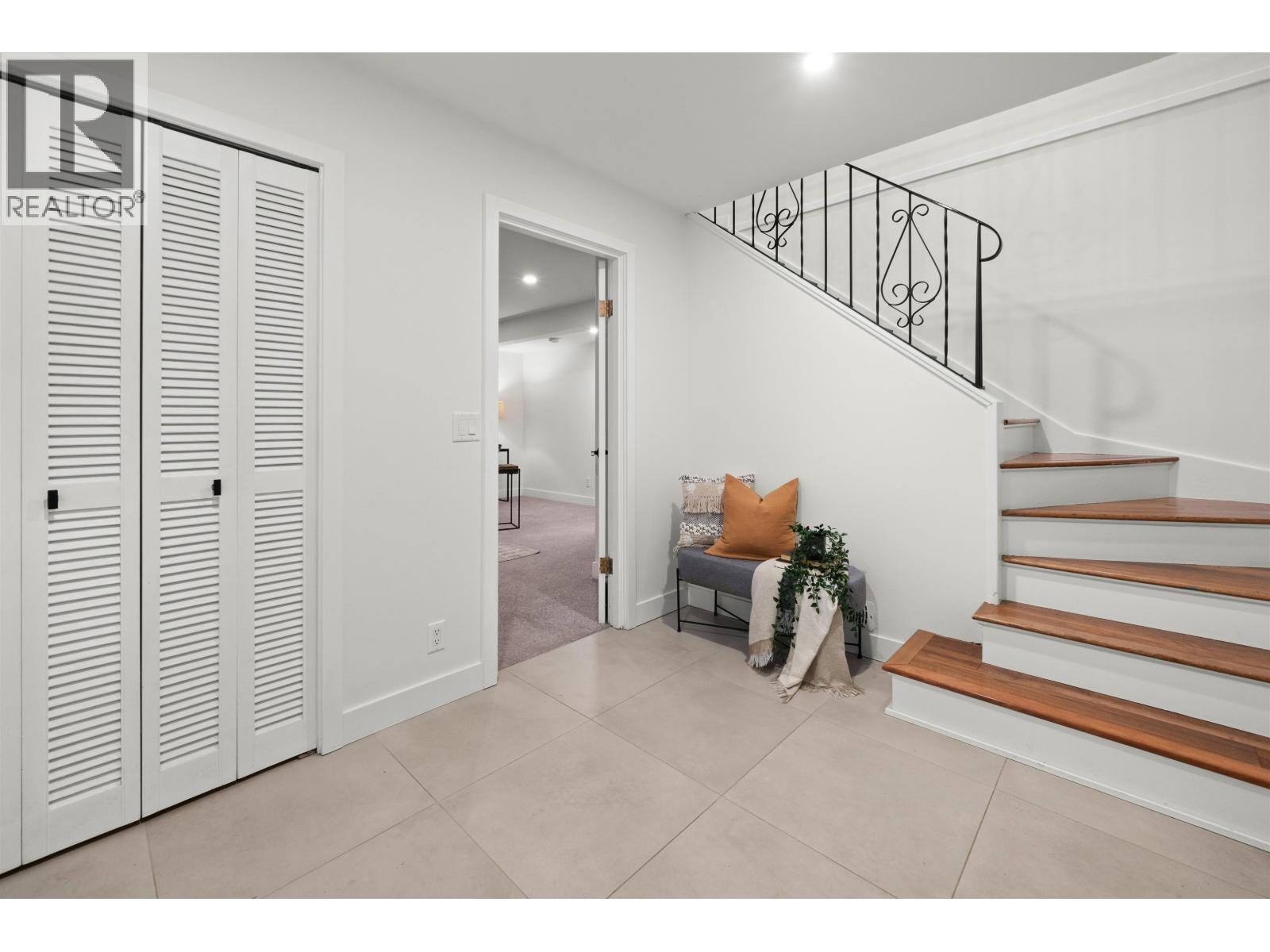 4593 Cliffmont Road, North Vancouver, British Columbia  V7G 1J8 - Photo 17 - R3056371
