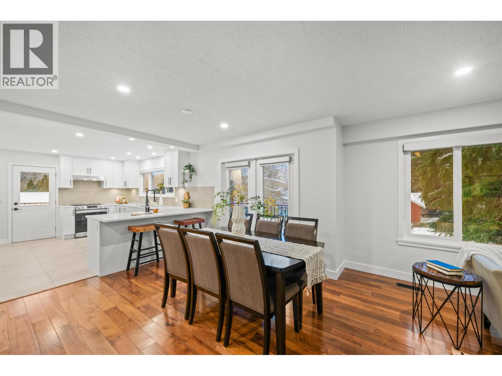 4593 Cliffmont Road, North Vancouver, British Columbia  V7G 1J8 - Photo 7 - R3056371