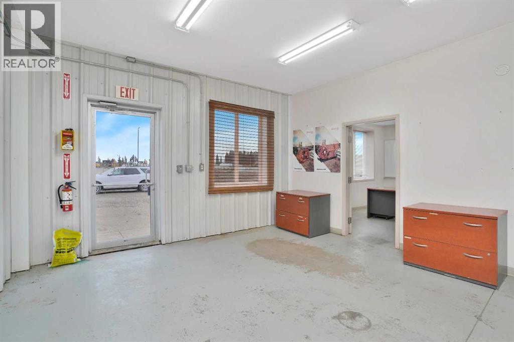 5, 8 Gateway Boulevard, Rural Clearwater County, Alberta  T4T 2A3 - Photo 4 - A2180523