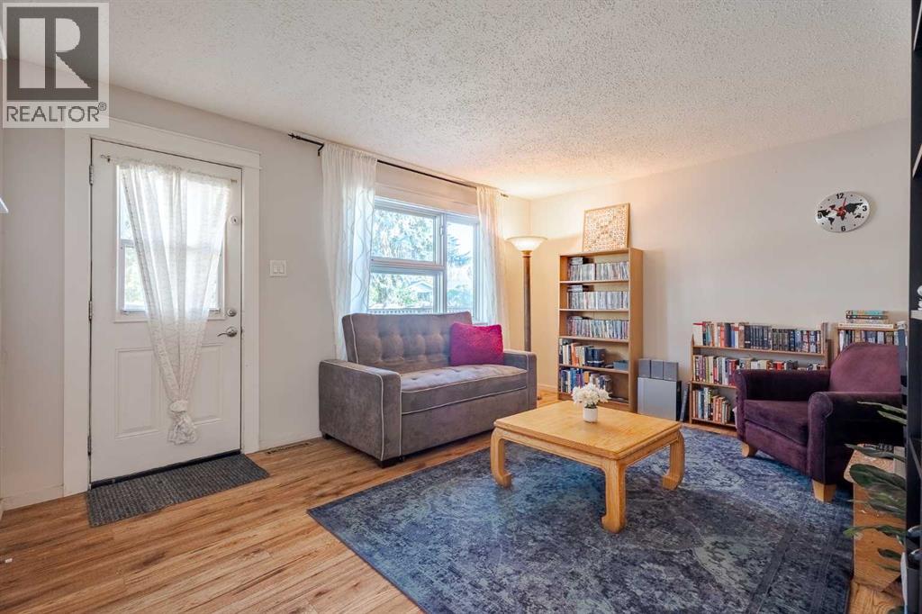 6507 34 Avenue Nw, Calgary, Alberta  T3B 1M9 - Photo 6 - A2259153