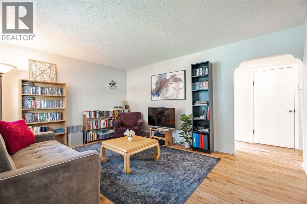 6507 34 Avenue Nw, Calgary, Alberta  T3B 1M9 - Photo 7 - A2259153