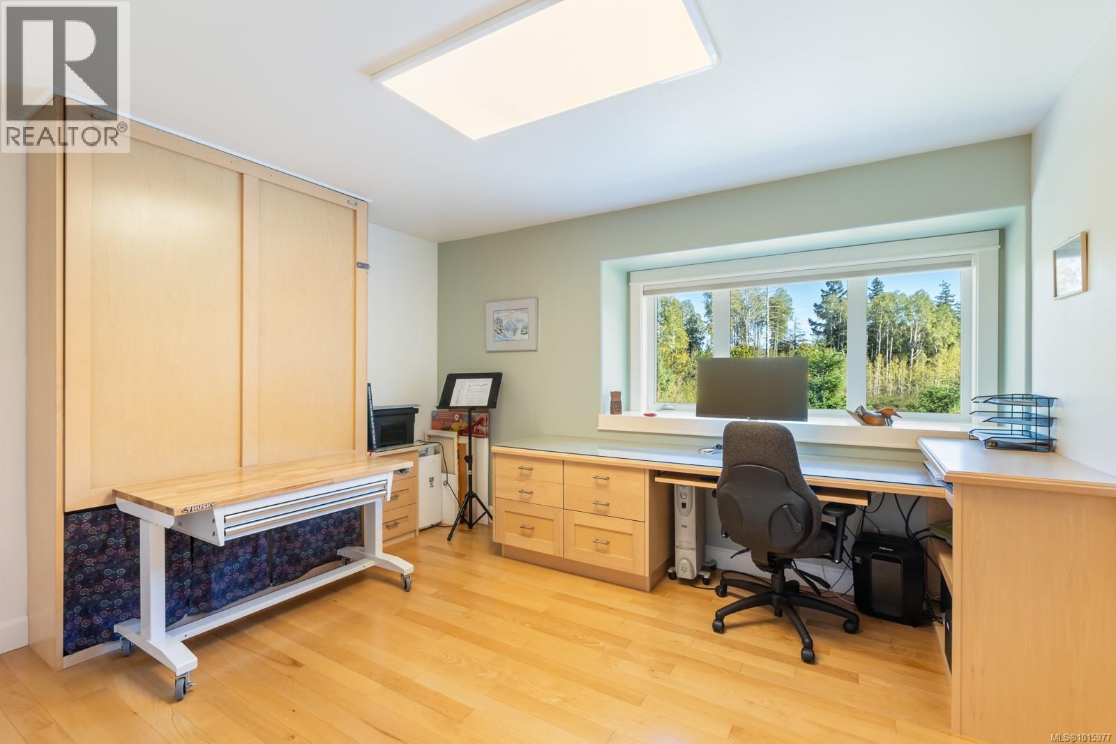 353 3399 Crown Isle Dr, Courtenay, British Columbia  V9N 9X7 - Photo 43 - 1015977
