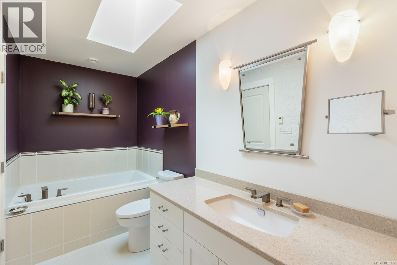 353 3399 Crown Isle Dr, Courtenay, British Columbia  V9N 9X7 - Photo 46 - 1015977