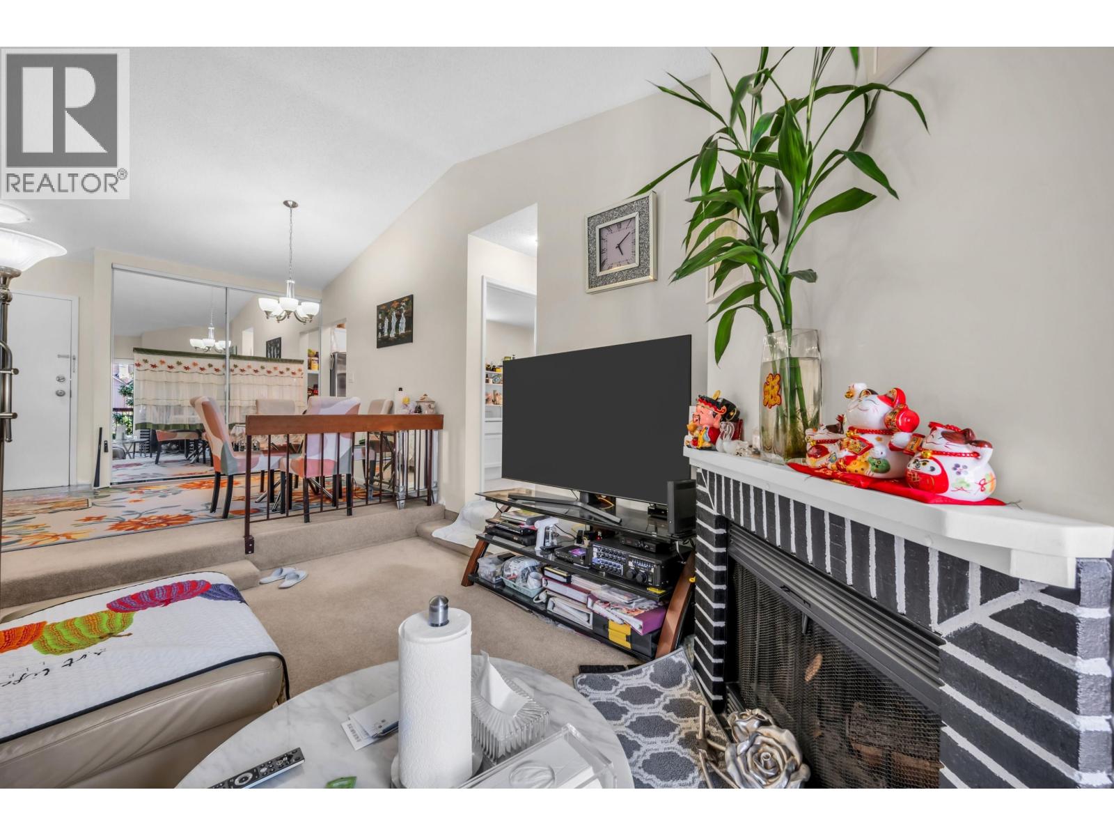 322 8500 Ackroyd Road, Richmond, British Columbia  V6X 3H8 - Photo 11 - R3032185