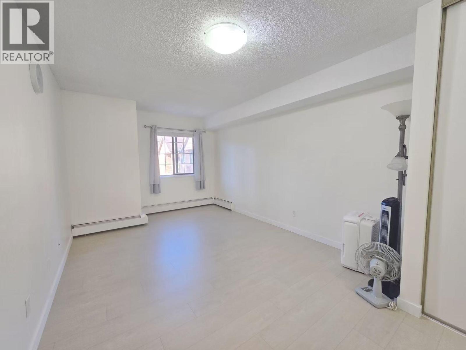 322 8500 Ackroyd Road, Richmond, British Columbia  V6X 3H8 - Photo 2 - R3032185