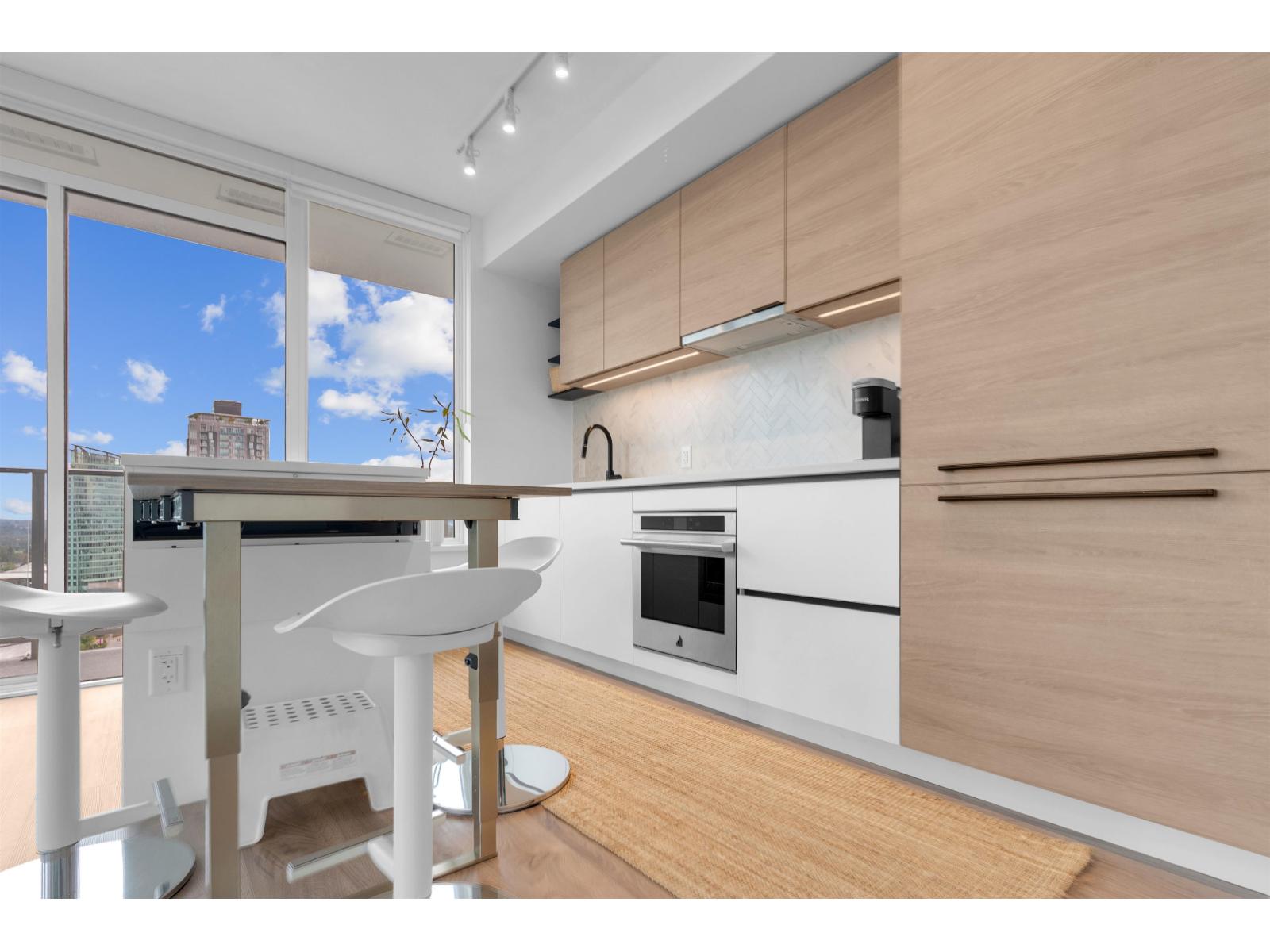 2508 13428 105 Avenue, Surrey, British Columbia  V3T 0S6 - Photo 3 - R3055737