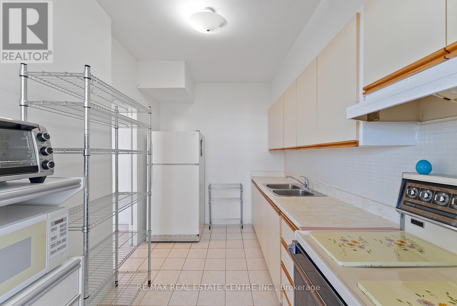 1010 - 2245 Eglinton Avenue E, Toronto, Ontario  M1K 2N3 - Photo 11 - E12449701