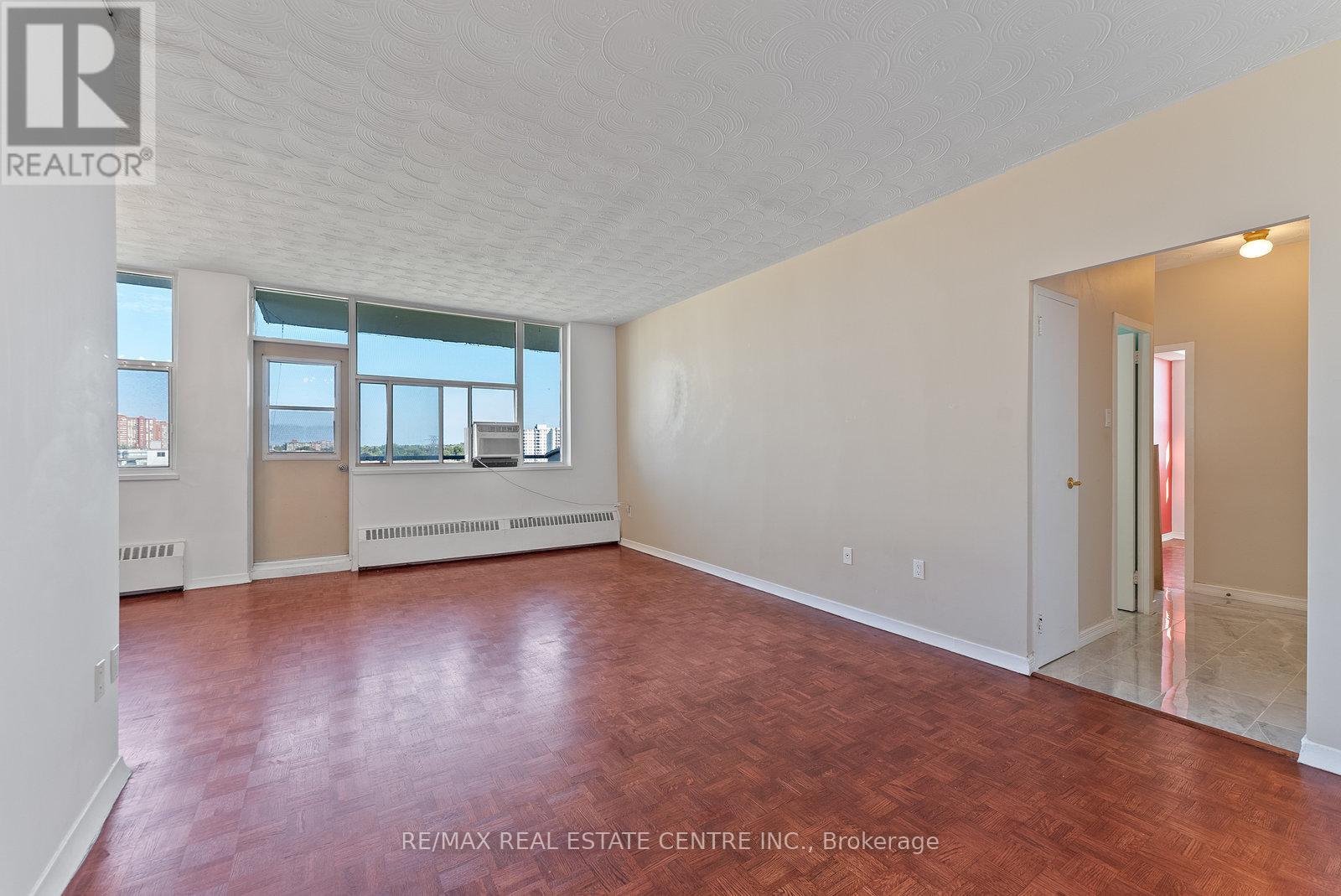 1010 - 2245 EGLINTON AVENUE E, Toronto, Ontario