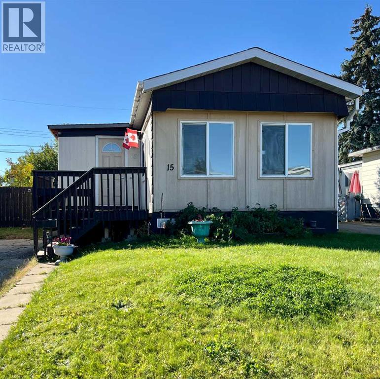 15, 4802 54 Avenue, Camrose, Alberta  T4V 3A5 - Photo 1 - A2260317