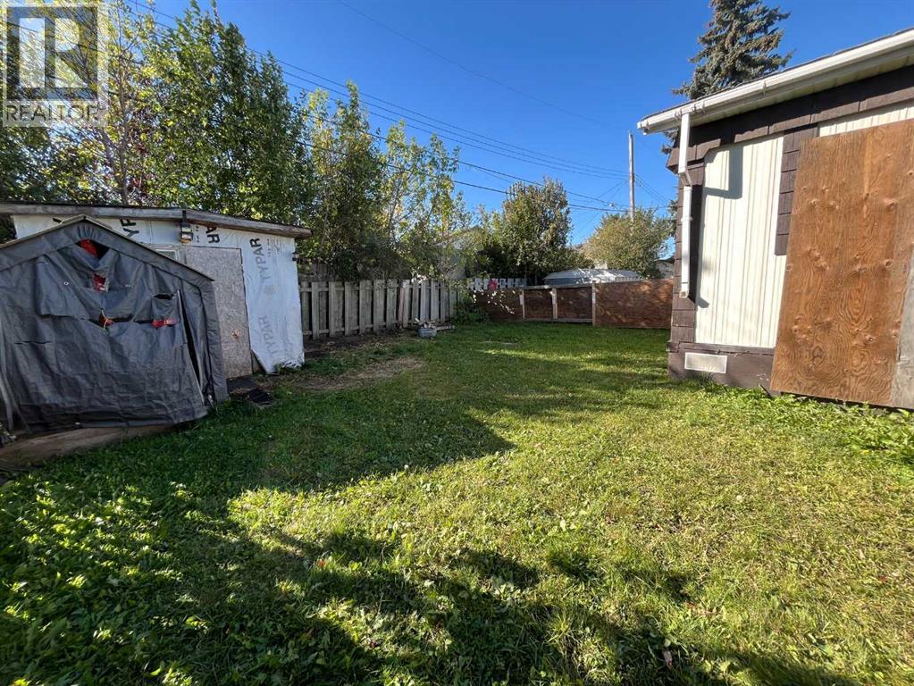 15, 4802 54 Avenue, Camrose, Alberta  T4V 3A5 - Photo 15 - A2260317