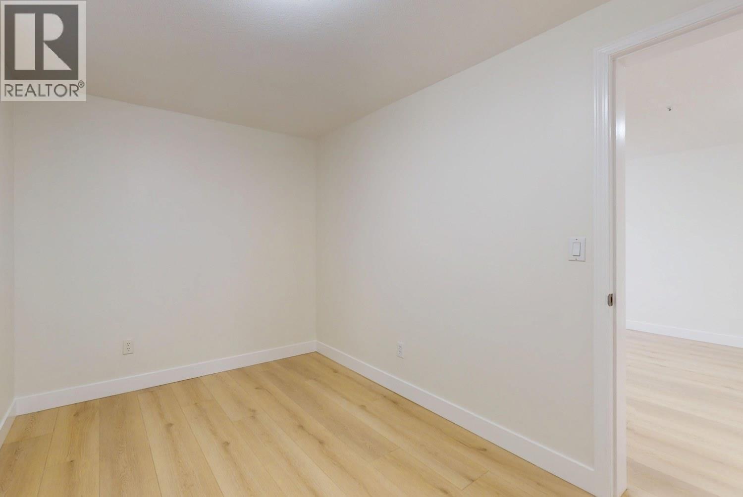 2066 W 44th Avenue, Vancouver, British Columbia  V6M 2E9 - Photo 30 - R3056117