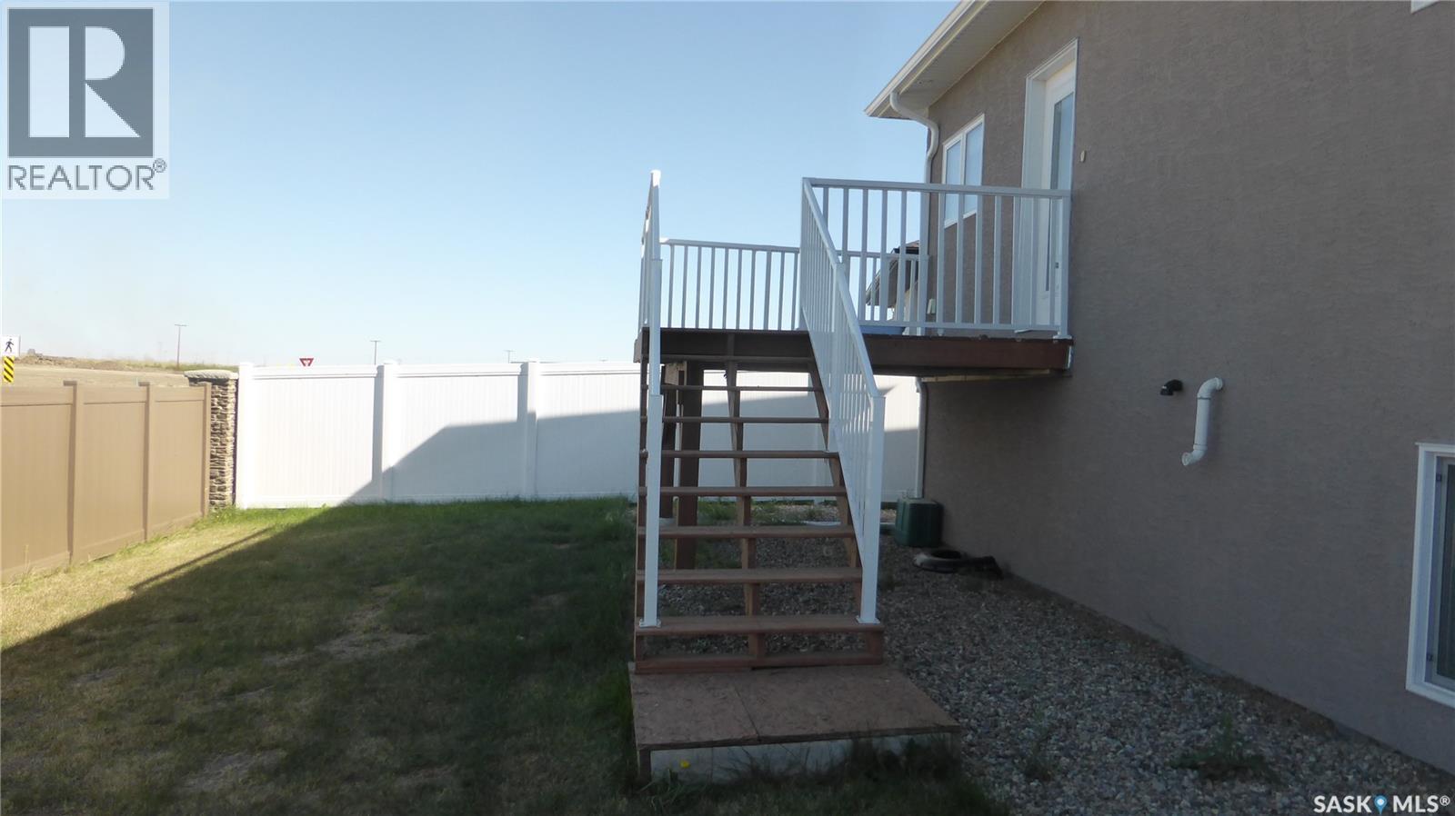 431 Flynn Lane, Saskatoon, Saskatchewan  S7V 0J8 - Photo 6 - SK020349