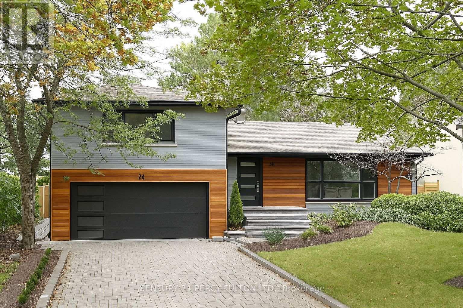 26 ALDENHAM CRESCENT, Toronto, Ontario