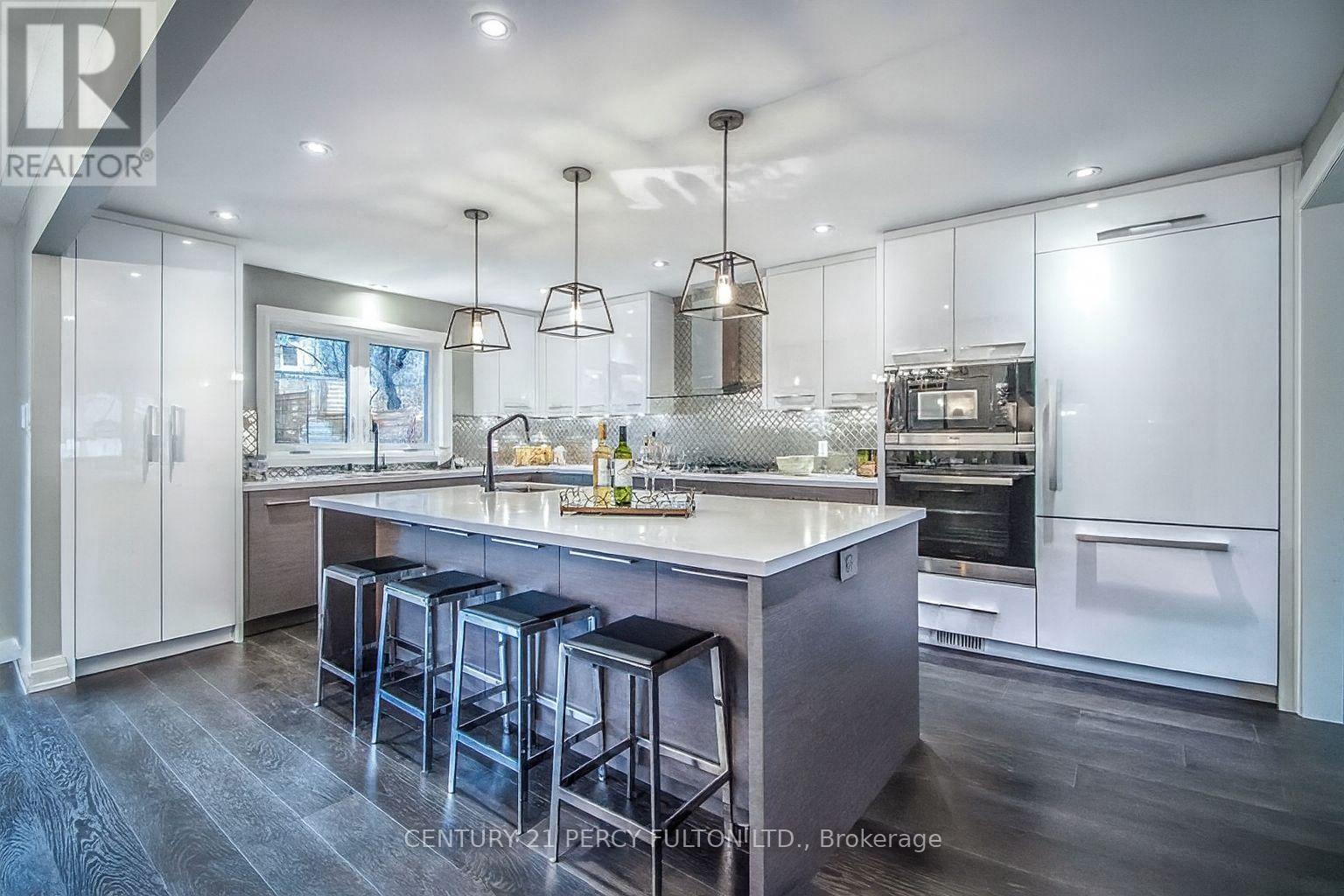 26 Aldenham Crescent, Toronto, Ontario  M3A 1S2 - Photo 7 - C12450617