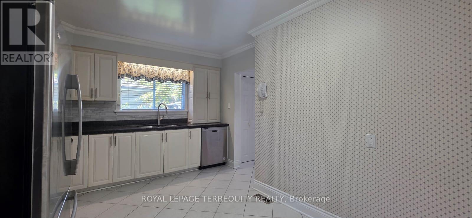 31 Stonefield Crescent, Toronto, Ontario  M1E 4J4 - Photo 17 - E12450619