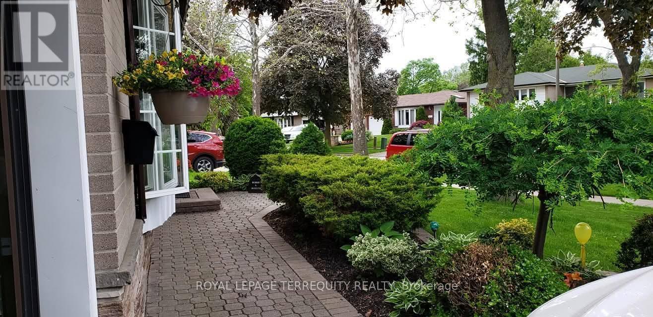 31 Stonefield Crescent, Toronto, Ontario  M1E 4J4 - Photo 4 - E12450619
