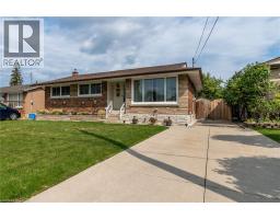 7 KENWOOD Crescent, Hamilton, Ontario