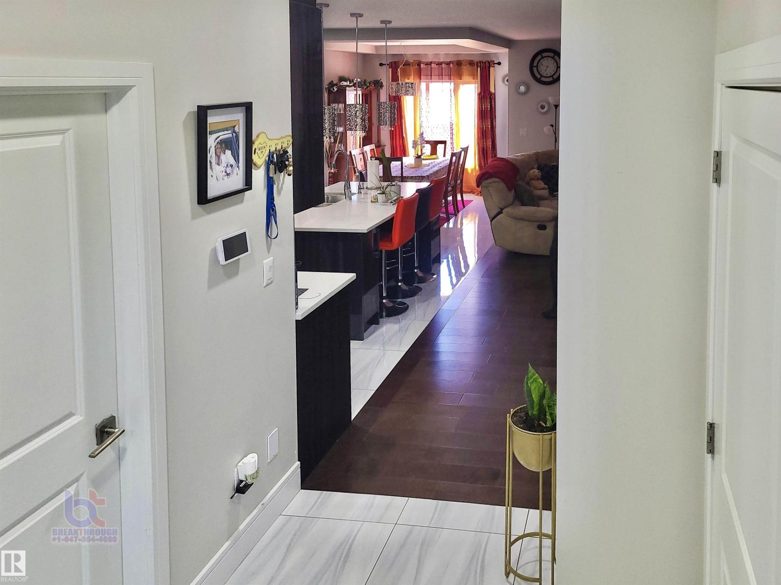 5711 176 Av Nw Nw, Edmonton, Alberta  T5Y 0K7 - Photo 6 - E4459143