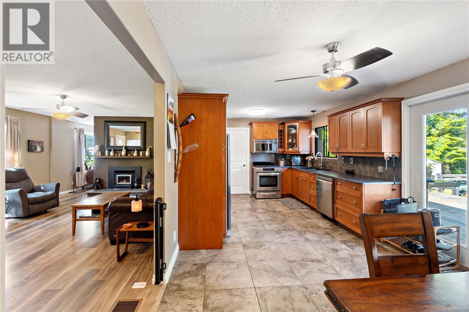 5733 Amsterdam Cres, Nanaimo, British Columbia  V9T 2M8 - Photo 8 - 1014123
