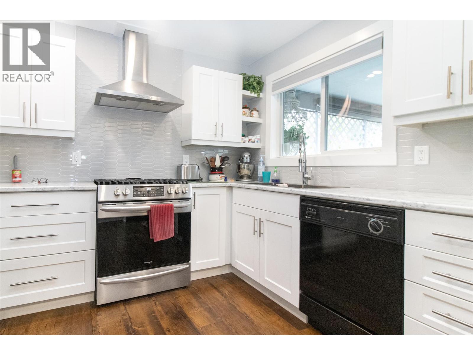 230 Ponto Road, Kelowna, British Columbia  V1X 2G1 - Photo 6 - 10365211