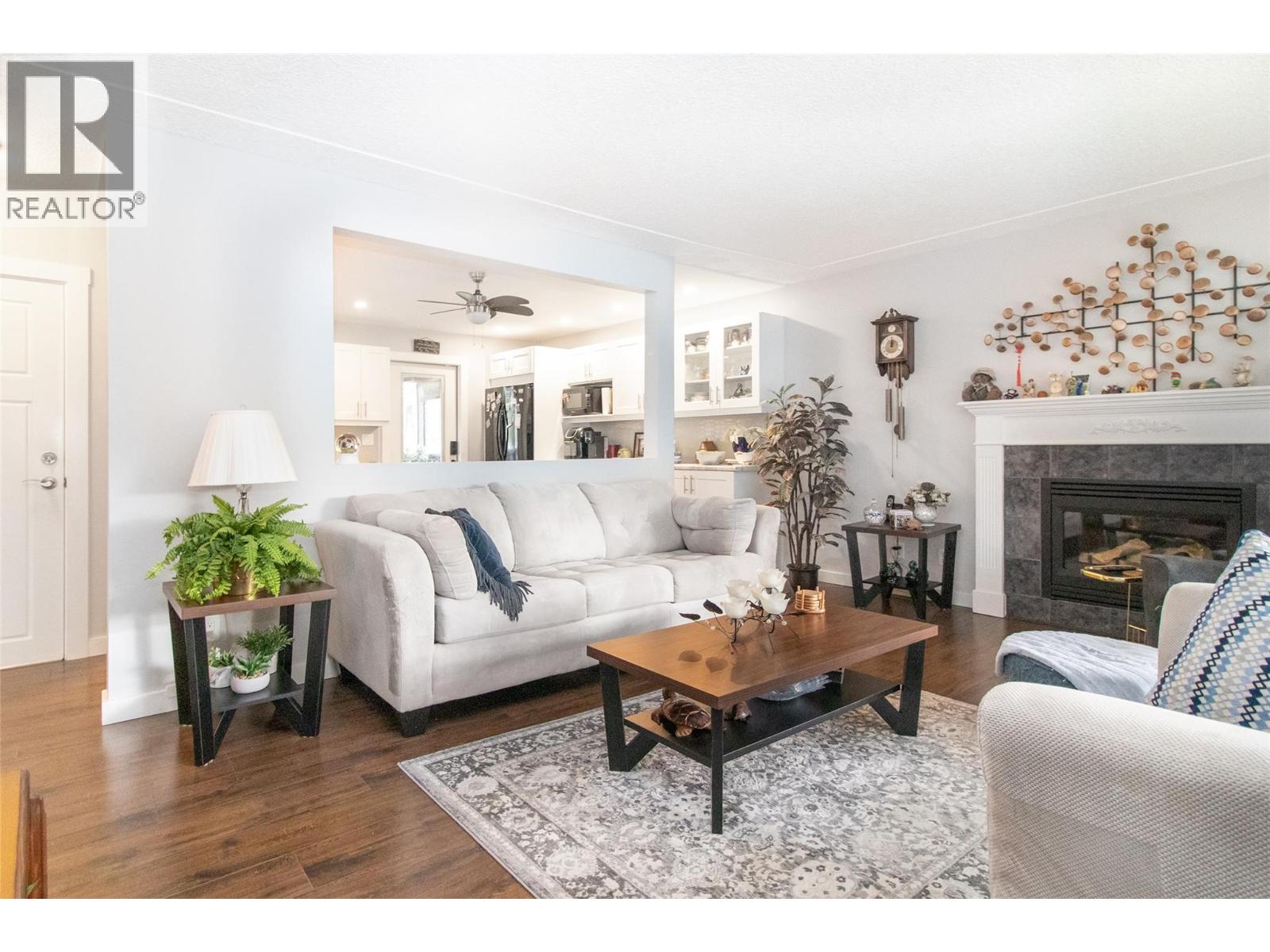 230 Ponto Road, Kelowna, British Columbia  V1X 2G1 - Photo 4 - 10365211