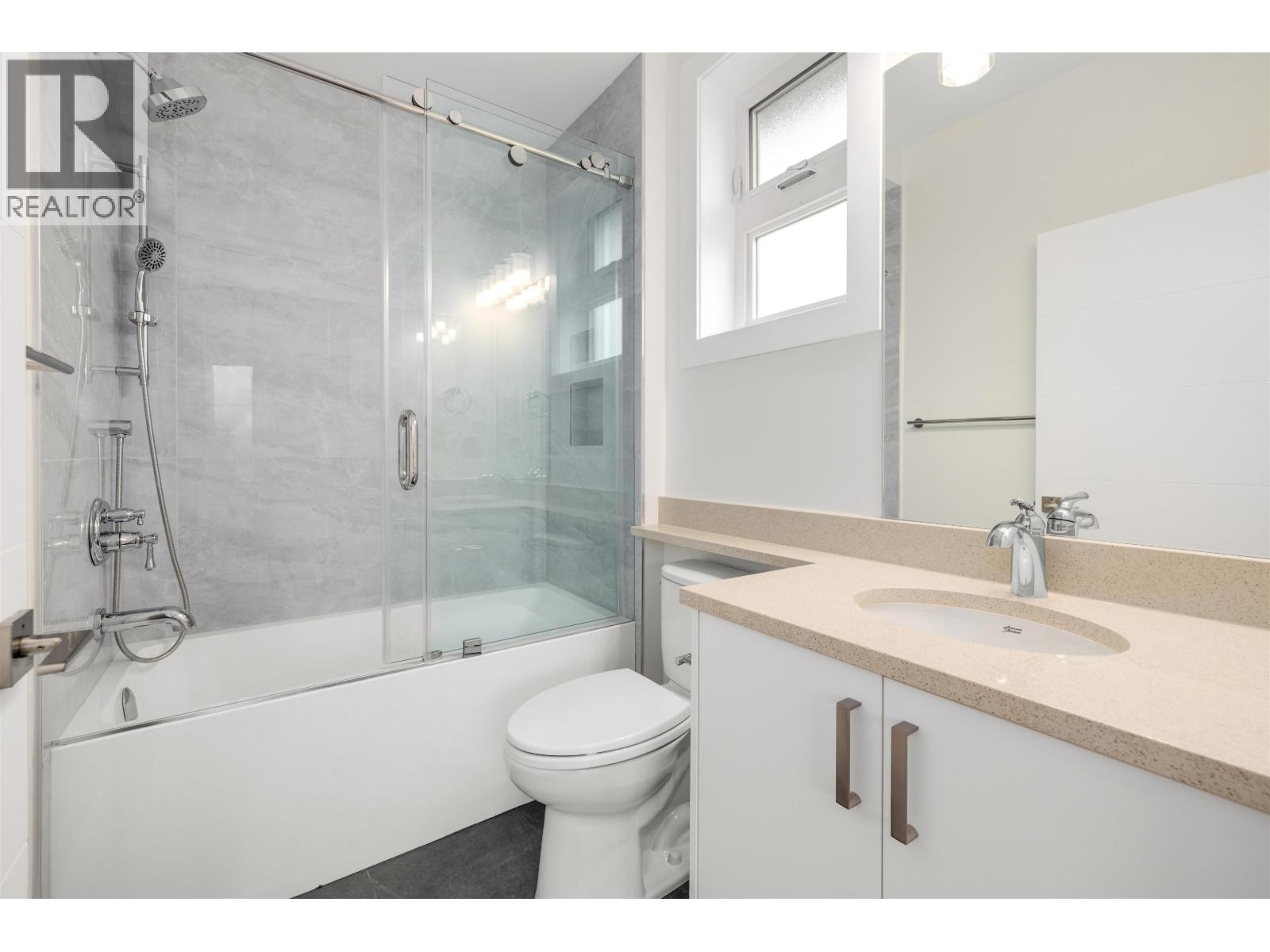 2 3571 E 28th Avenue, Vancouver, British Columbia  V5R 1T4 - Photo 24 - R3043167