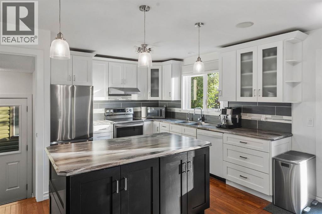 2223 27 Street Sw, Calgary, Alberta  T3E 2E9 - Photo 4 - A2261808