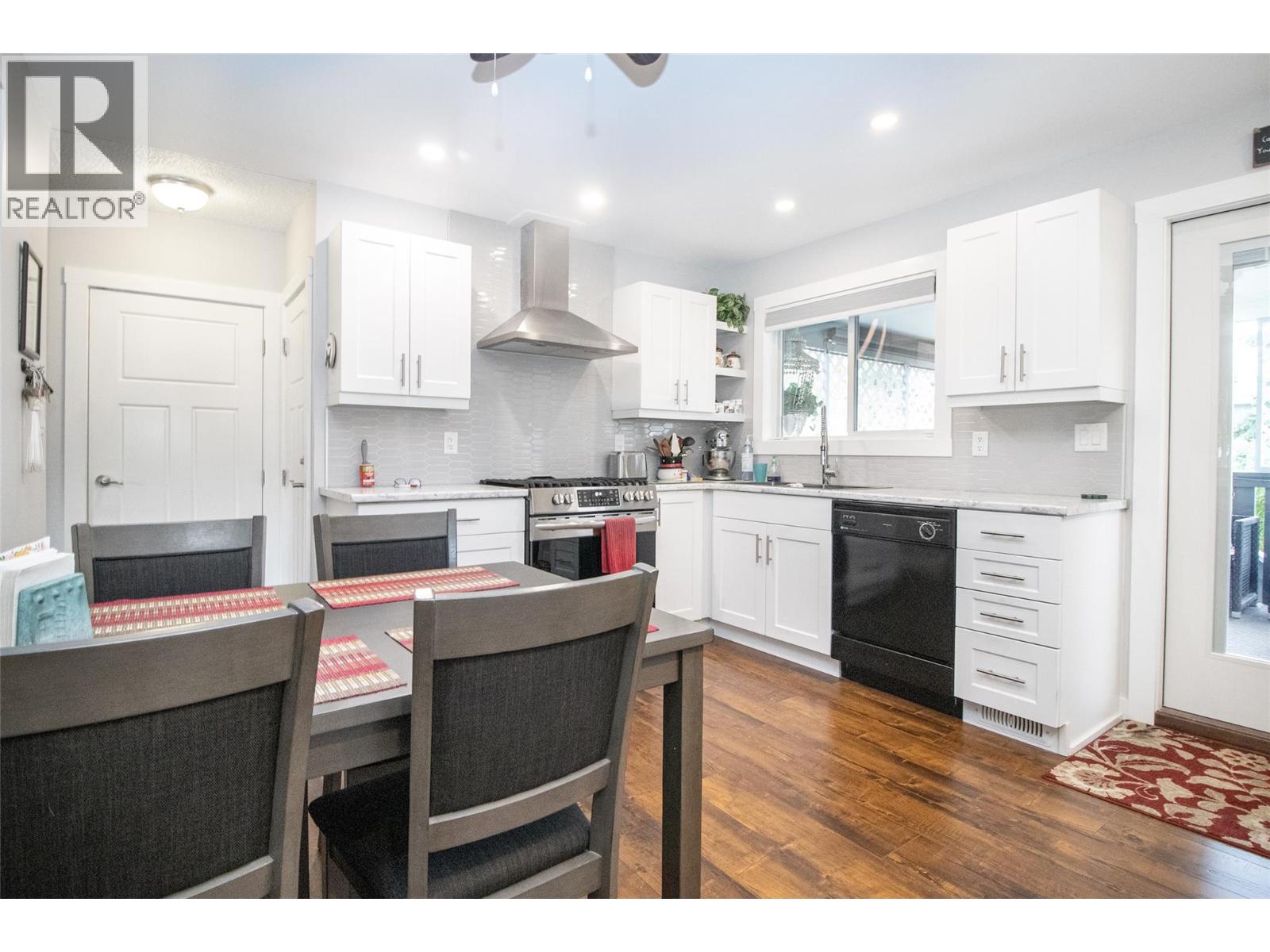 230 Ponto Road, Kelowna, British Columbia  V1X 2G1 - Photo 5 - 10365211