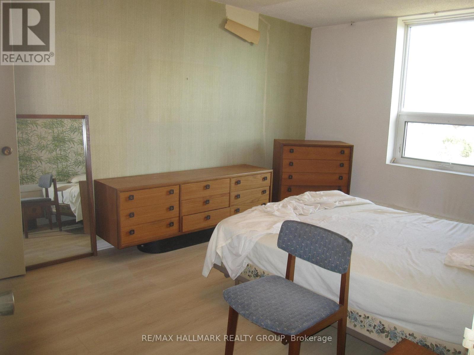 1007 - 665 Bathgate Drive, Ottawa, Ontario  K1K 3Y4 - Photo 13 - X12450653