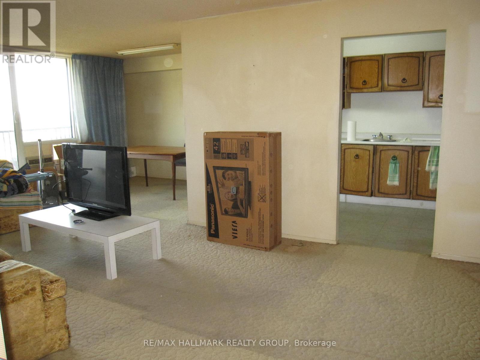 1007 - 665 Bathgate Drive, Ottawa, Ontario  K1K 3Y4 - Photo 2 - X12450653