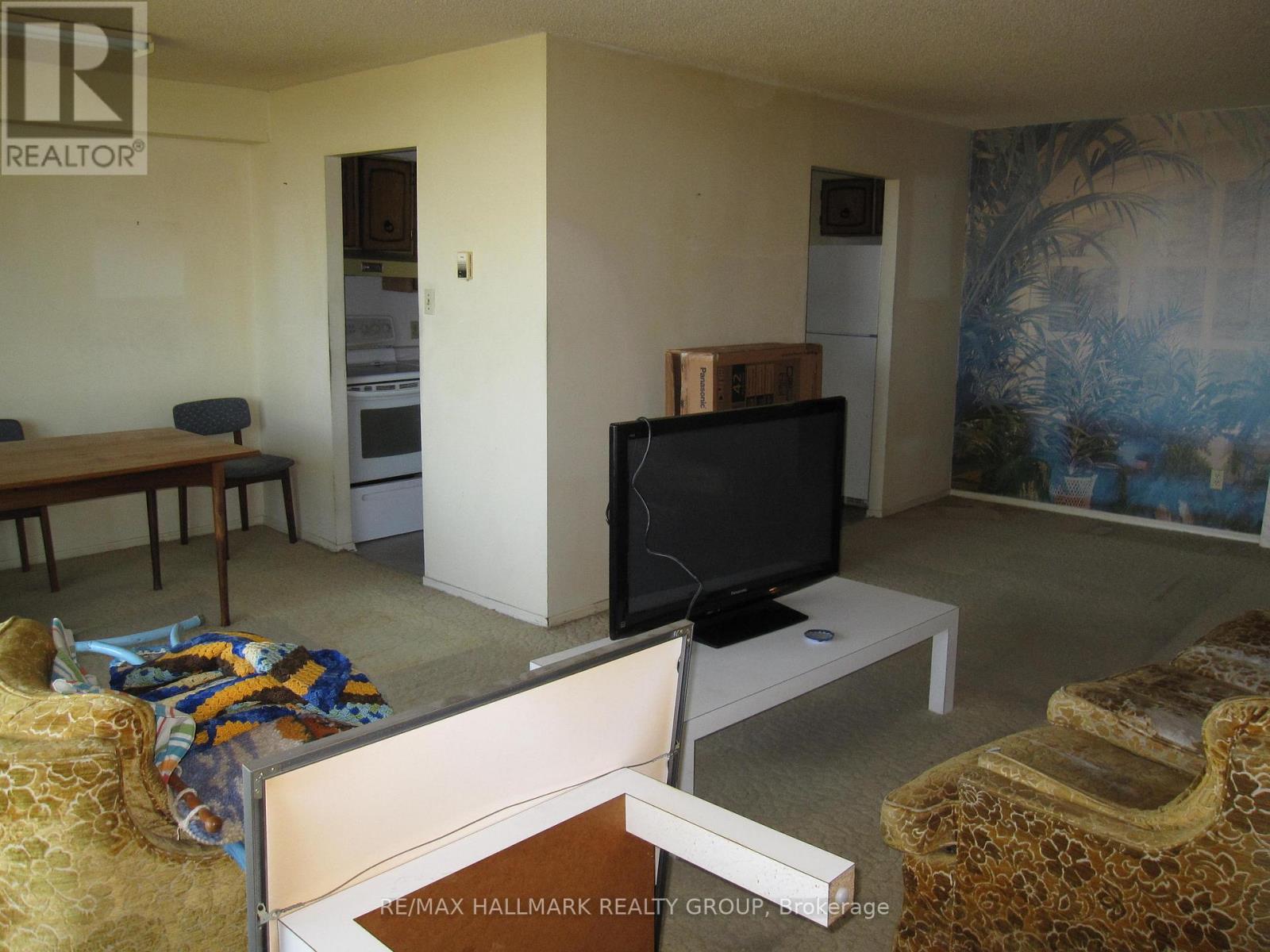 1007 - 665 Bathgate Drive, Ottawa, Ontario  K1K 3Y4 - Photo 9 - X12450653