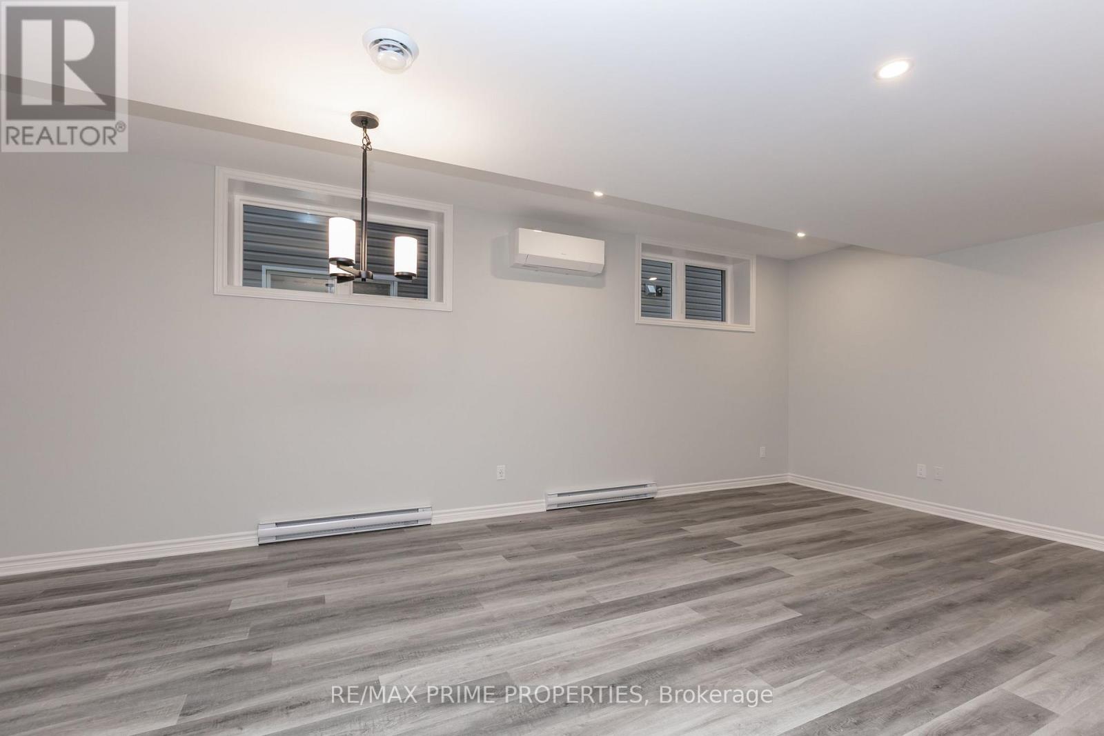 A - 562 Regina Street, Russell, Ontario  K0A 1W0 - Photo 11 - X12450657