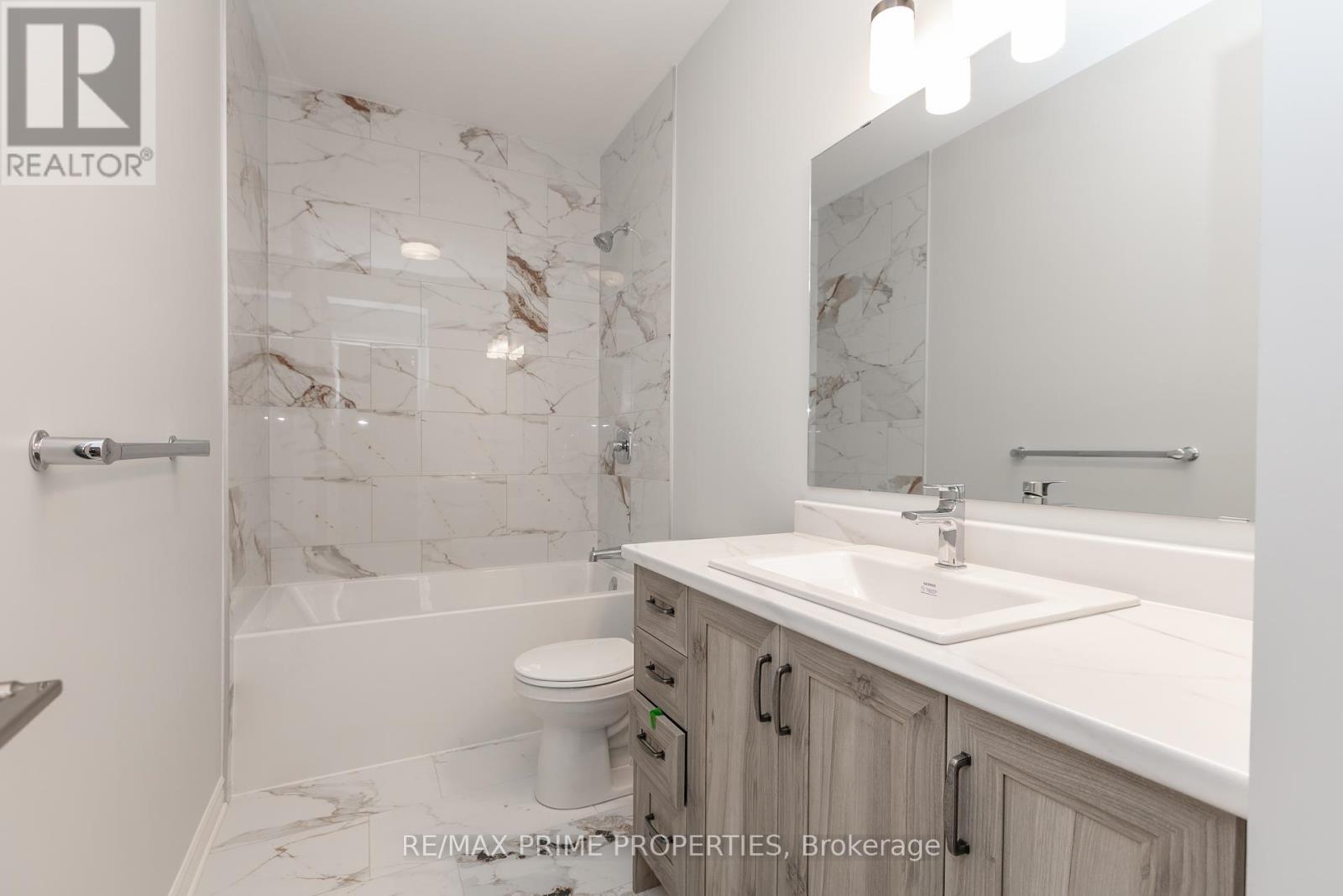 A - 562 Regina Street, Russell, Ontario  K0A 1W0 - Photo 13 - X12450657