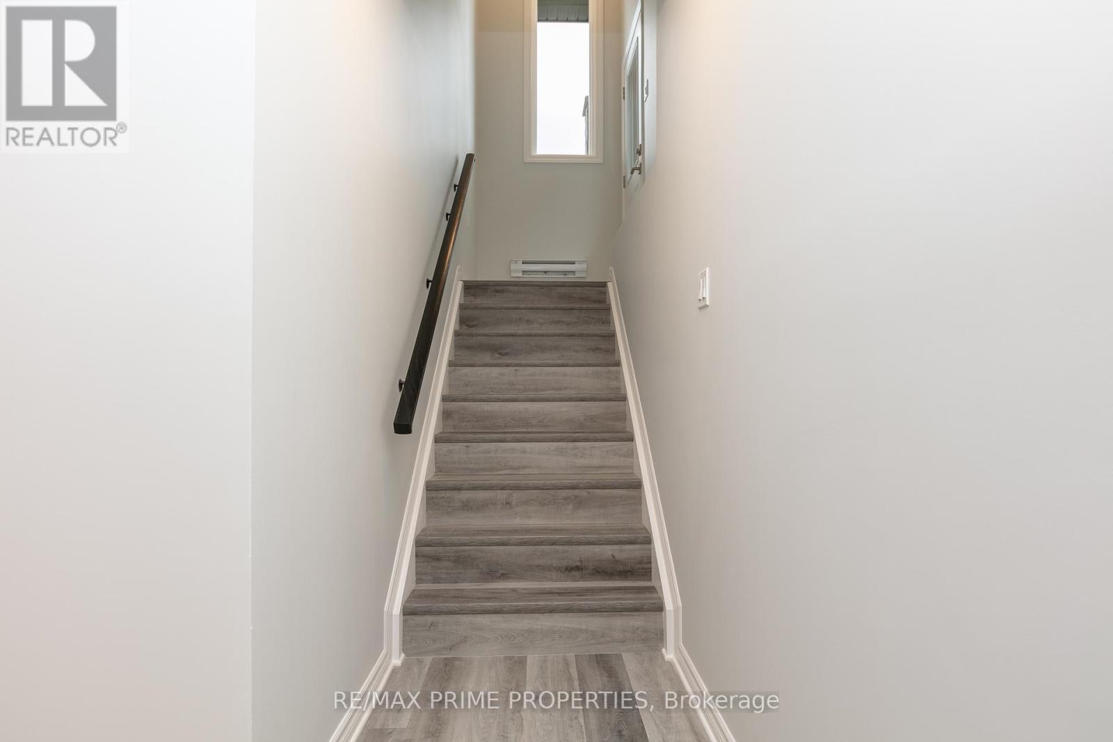 A - 562 Regina Street, Russell, Ontario  K0A 1W0 - Photo 4 - X12450657