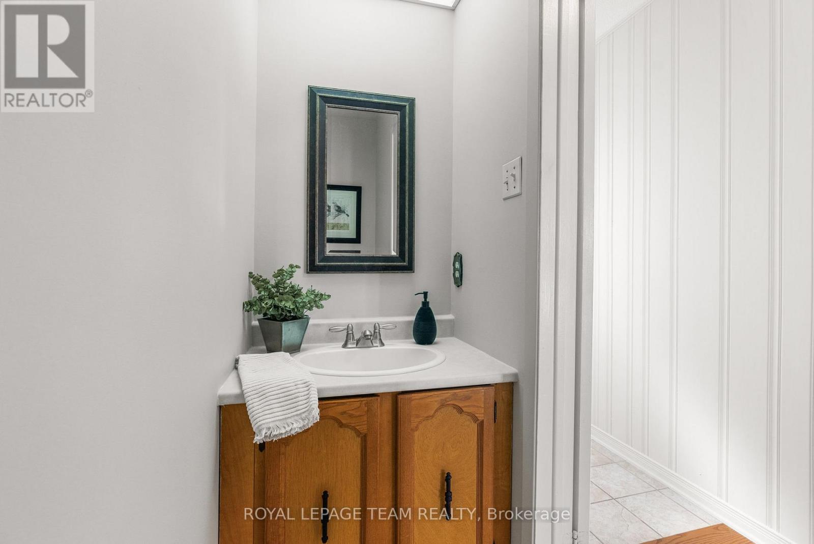 1155 Sauterne Park, Ottawa, Ontario  K1C 2H3 - Photo 21 - X12450686
